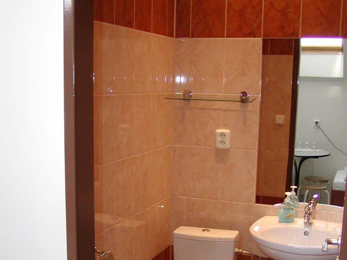 Beta Pension Прага Экстерьер фото